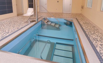 HydroWorx training pool with stairs