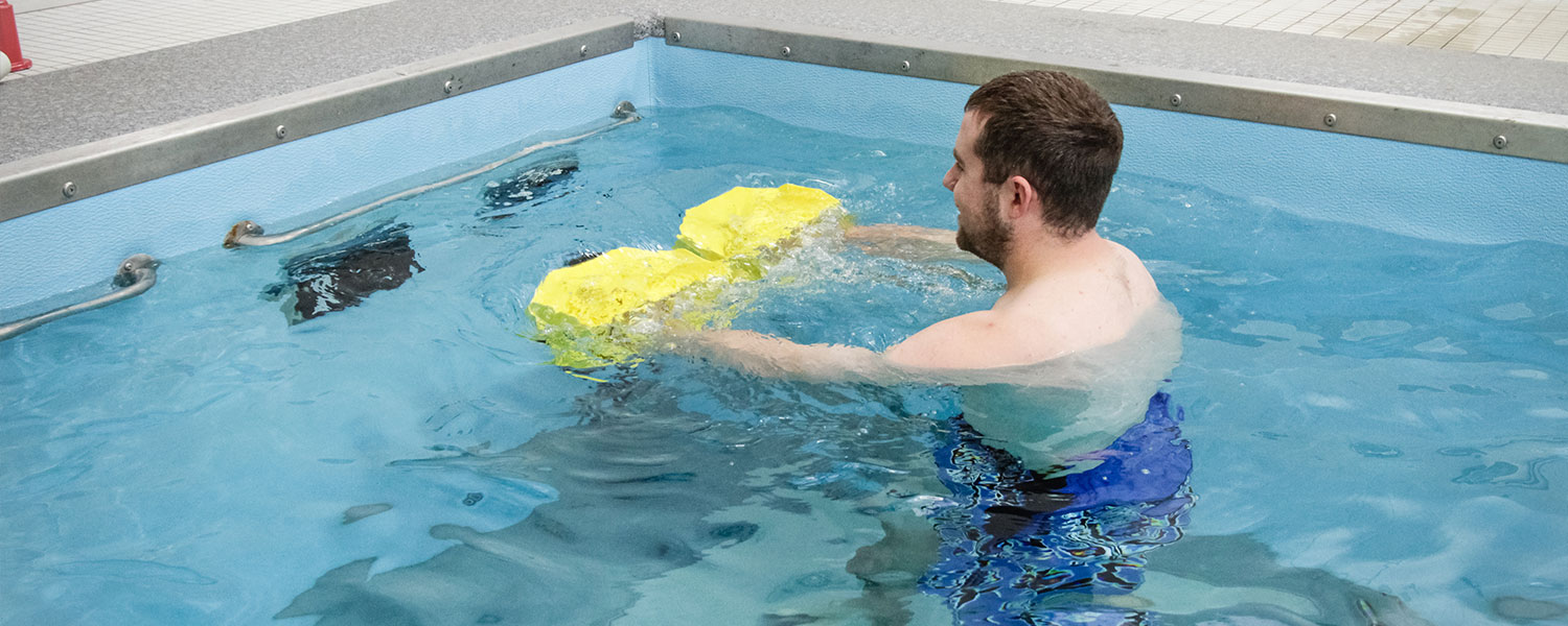 Therapy Pool with Underwater Resistance Jets HydroWorx® 750