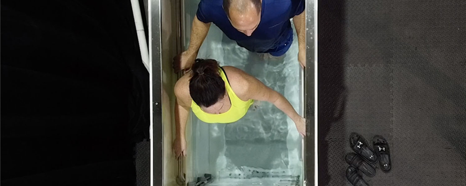 Top down view of two people in hydroworx EVO