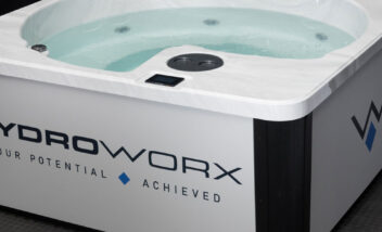HydroWorx THRIVE Plunge