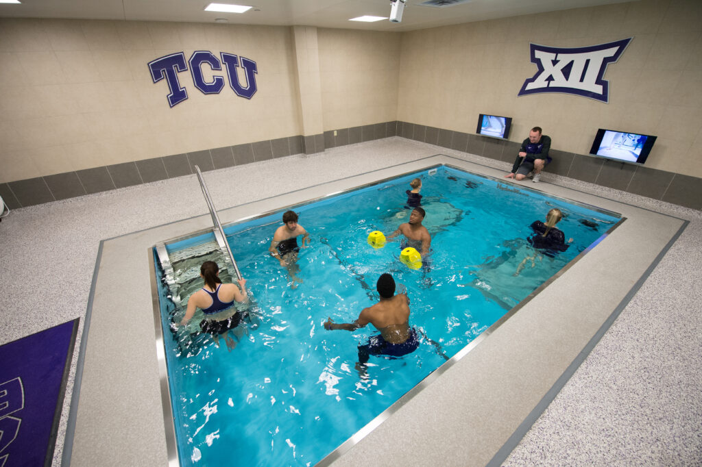 Group hydrotherapy in the HydroWorx 3500